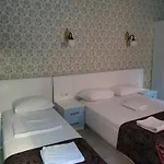 チューリップ 2* イスタンブール