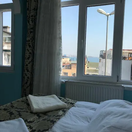 Tulip בית הארחה