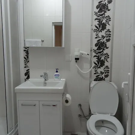 בית הארחה Tulip