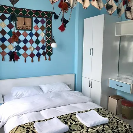 郁金香宾馆 2* 伊斯坦布尔