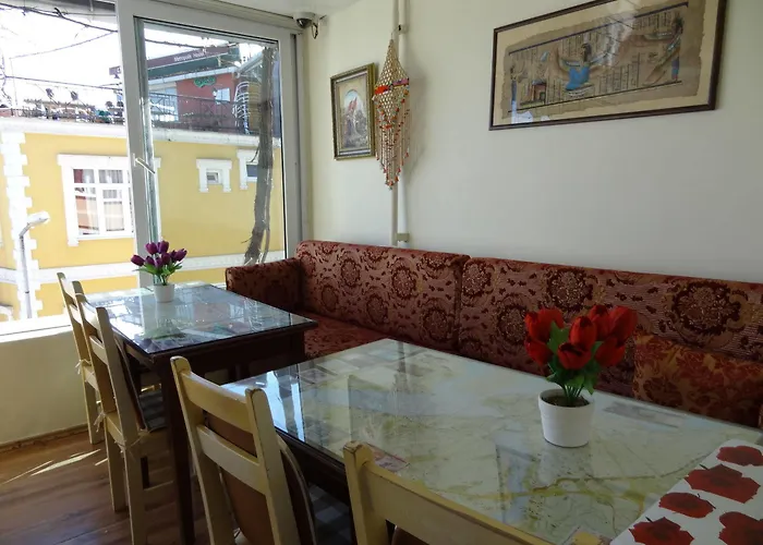 Tulip Homestay Istanbul